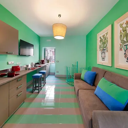 Suite Home Sorrento 索伦托