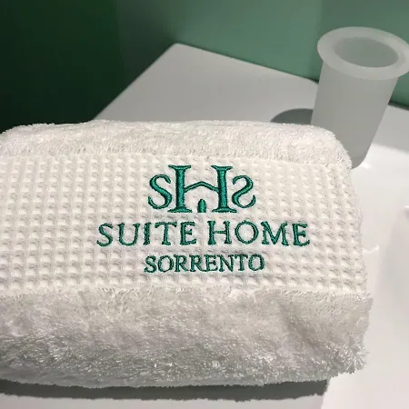 Suite Home Sorrento Nyaraló