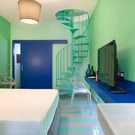 Suite Home Sorrento * סורנטו